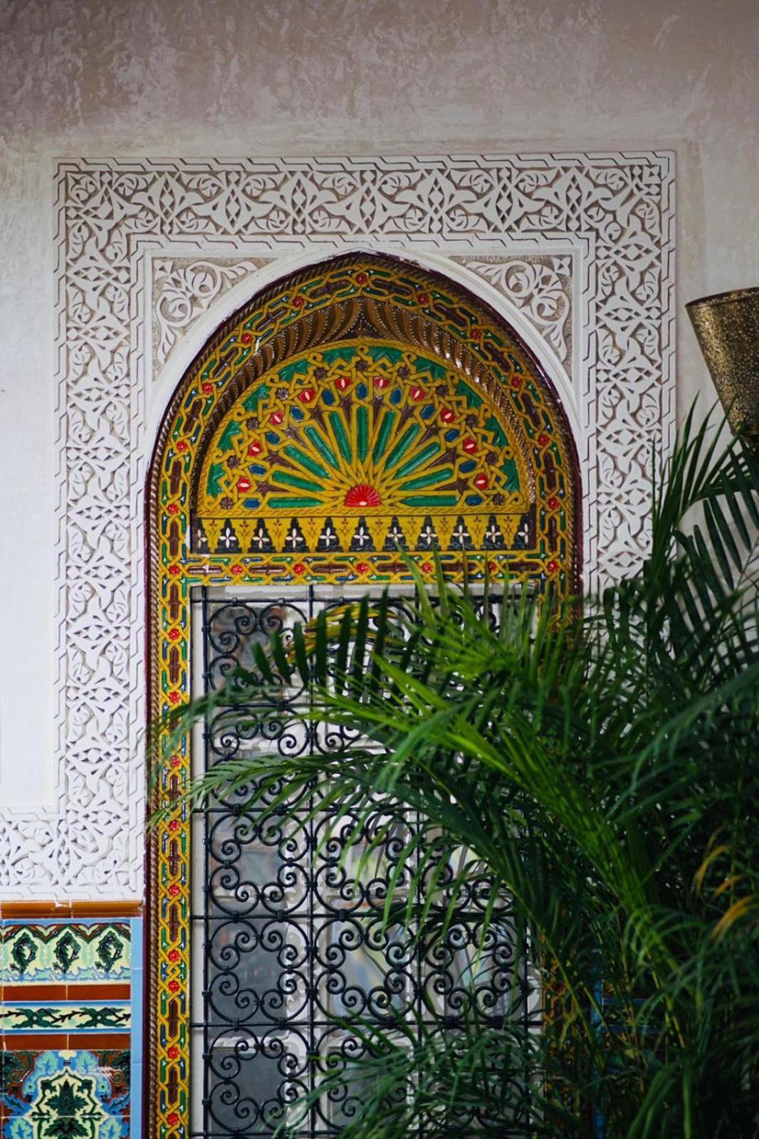 Riad Amelia : Lalla Fatima Zohra Room Tetouan Bagian luar foto